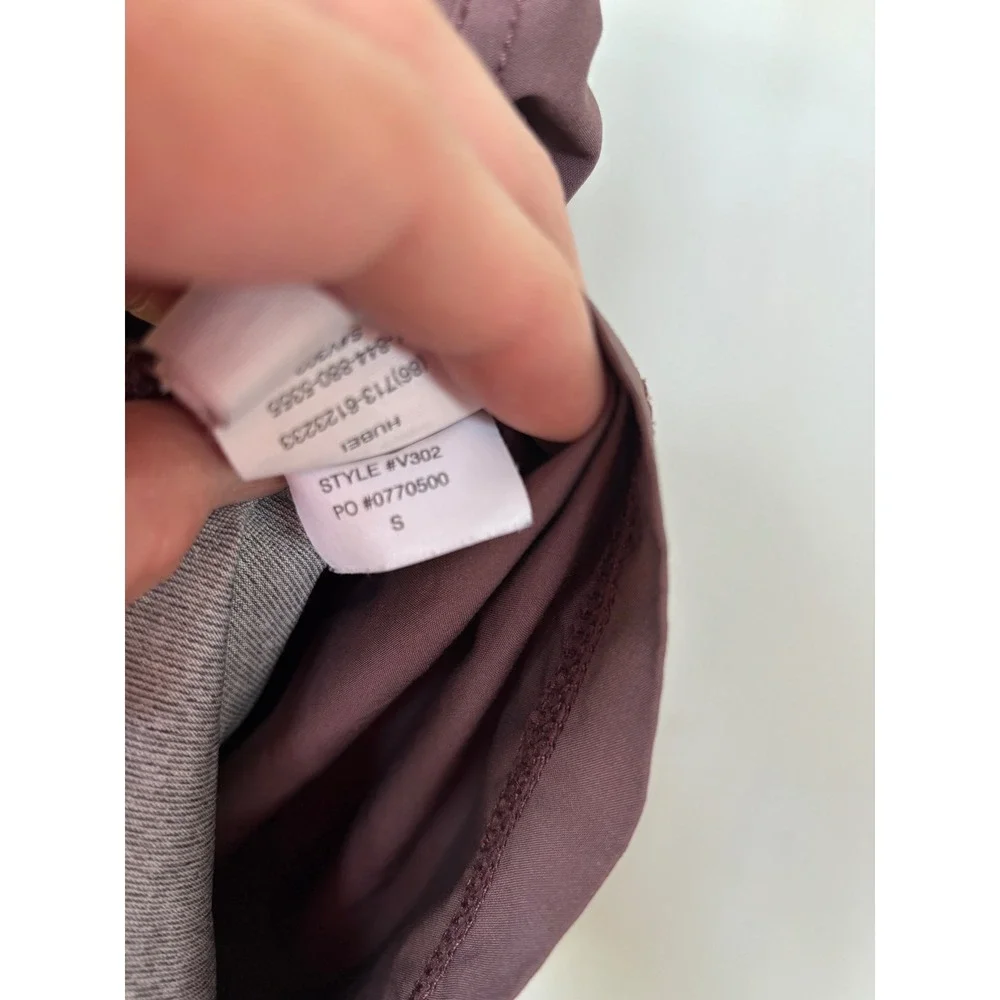 Vuori Kore Shorts Mens Small Mahogany Mauve Athletic